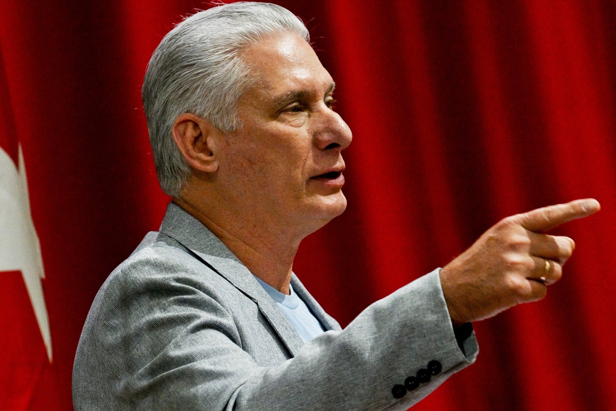 Díaz-Canel questions US measures over new restrictions on Cuban private firms
