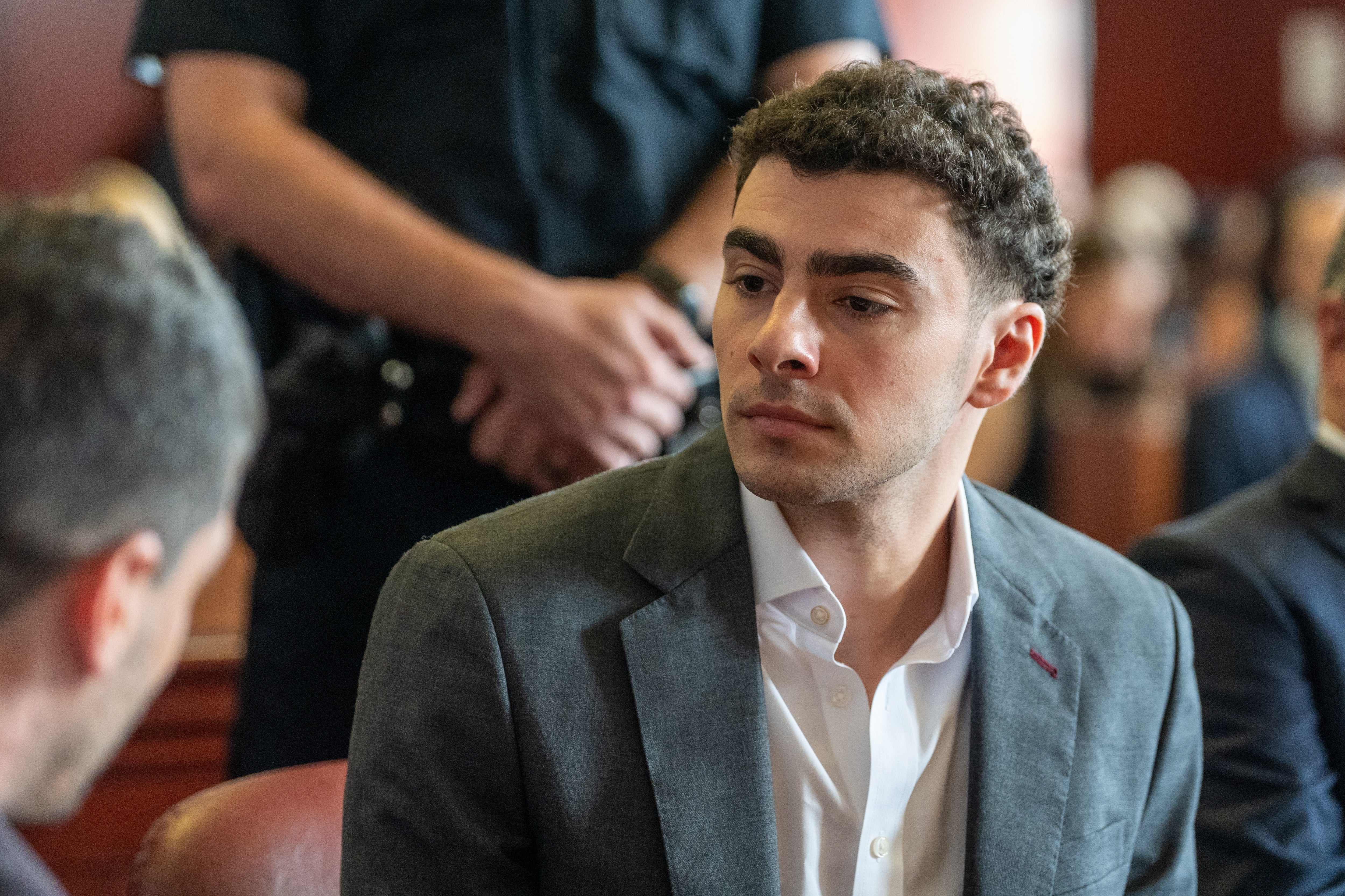 independent.co.uk - Jennifer Peltz - New York prosecutors seek to sustain their case against Luigi Mangione, despite his federal plea