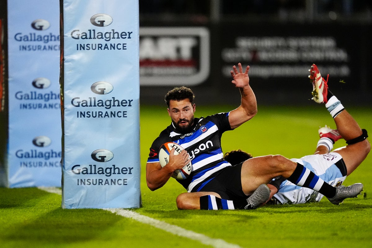 Bath survive another furious Exeter fightback to continue perfect start