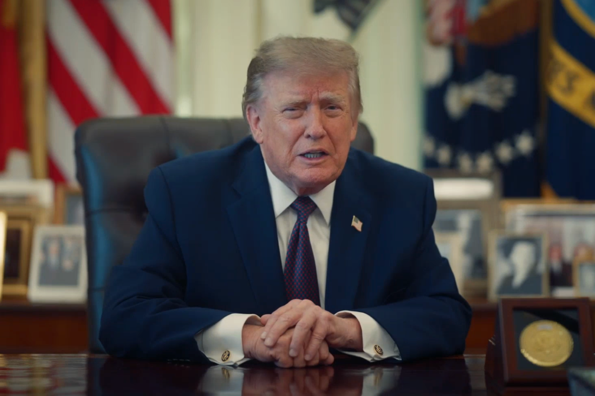 Trump bettelt erneut um Wählerstimmen und lockt mit 5.000 Dollar ...