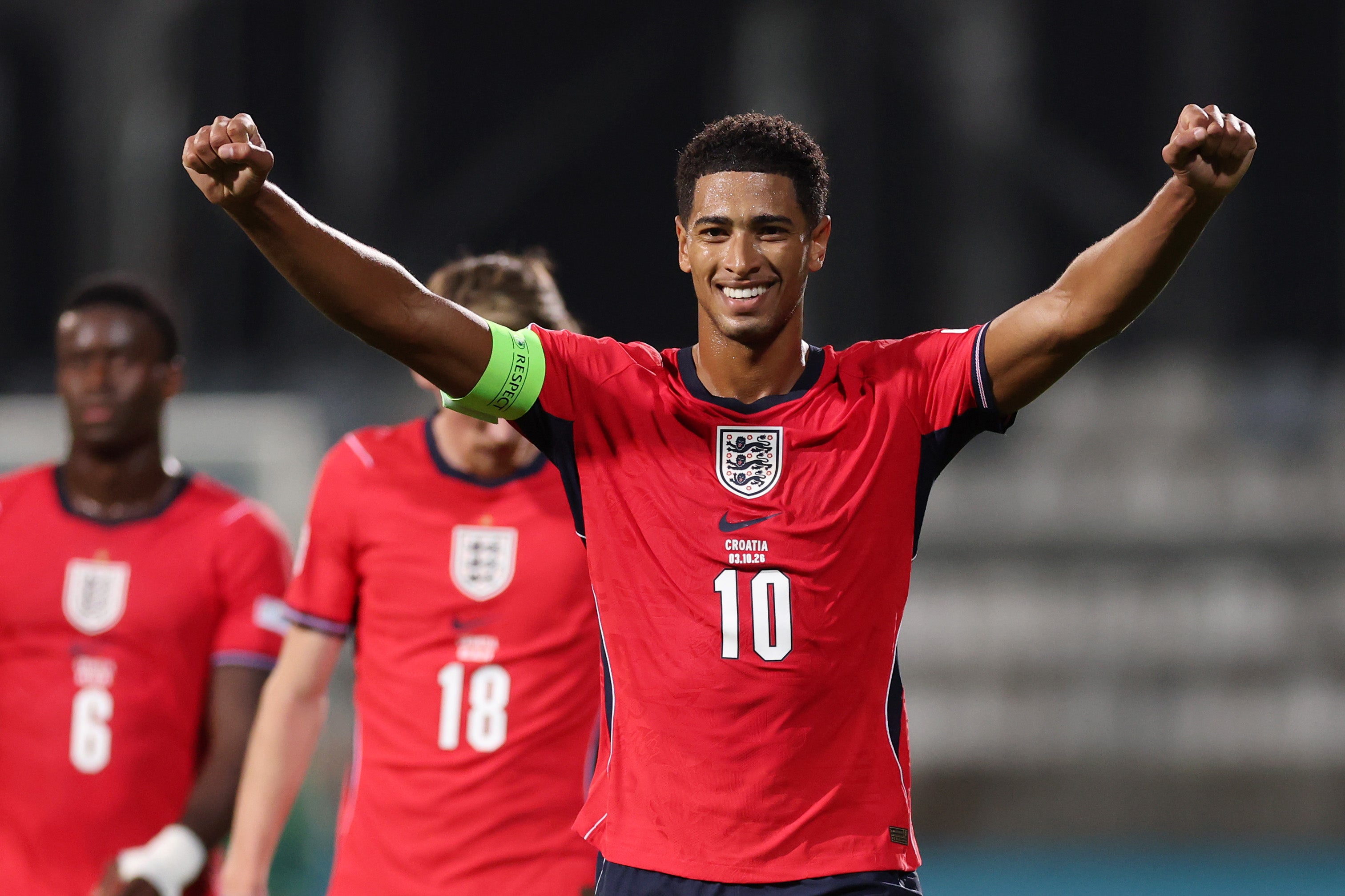 Jude Bellingham, da Inglaterra, comemora pela seleção inglesa.