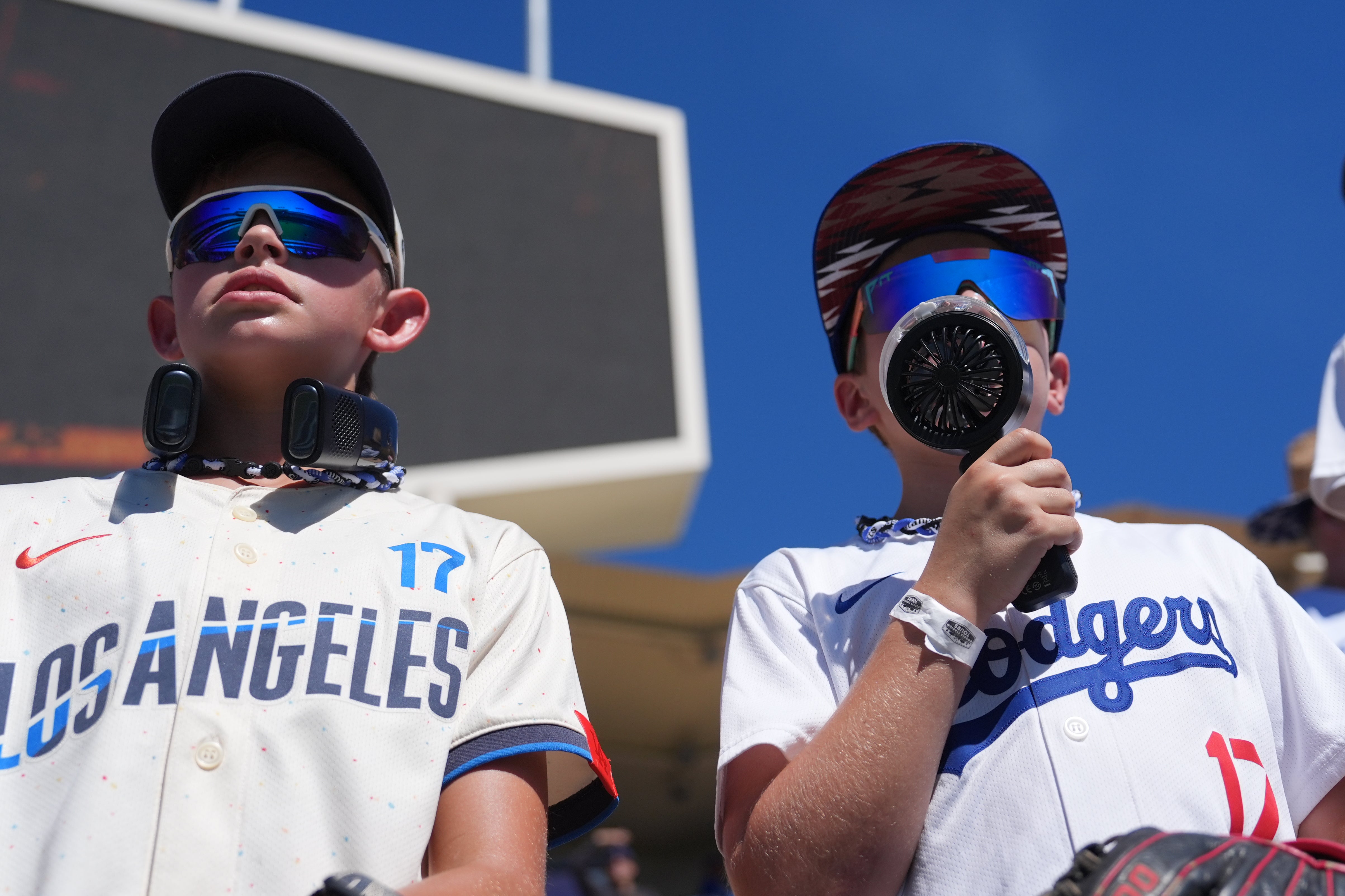 Braves_Dodgers_Baseball_85_17.jpg?quality=75&height=166&fit=bounds&format=pjpg&crop=16%3A9%2Coffset-y0.5&auto=webp