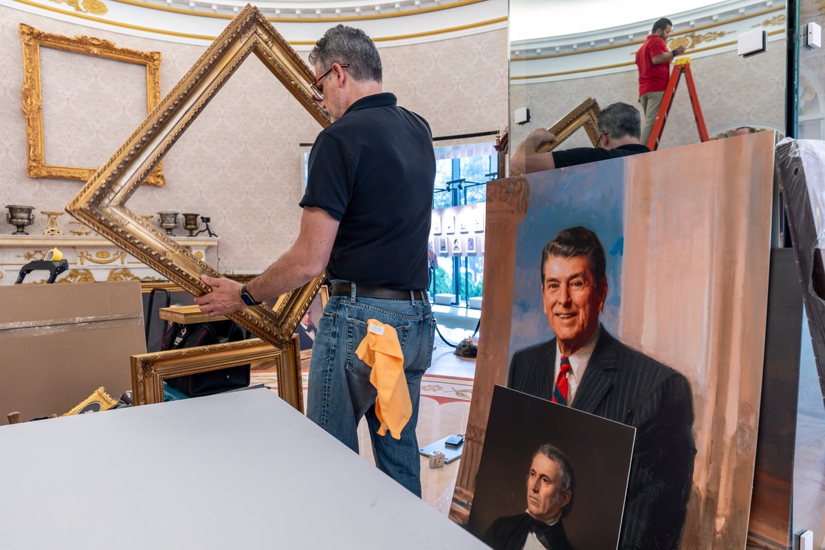 A replica Oval Office has had a very golden Trump makeover