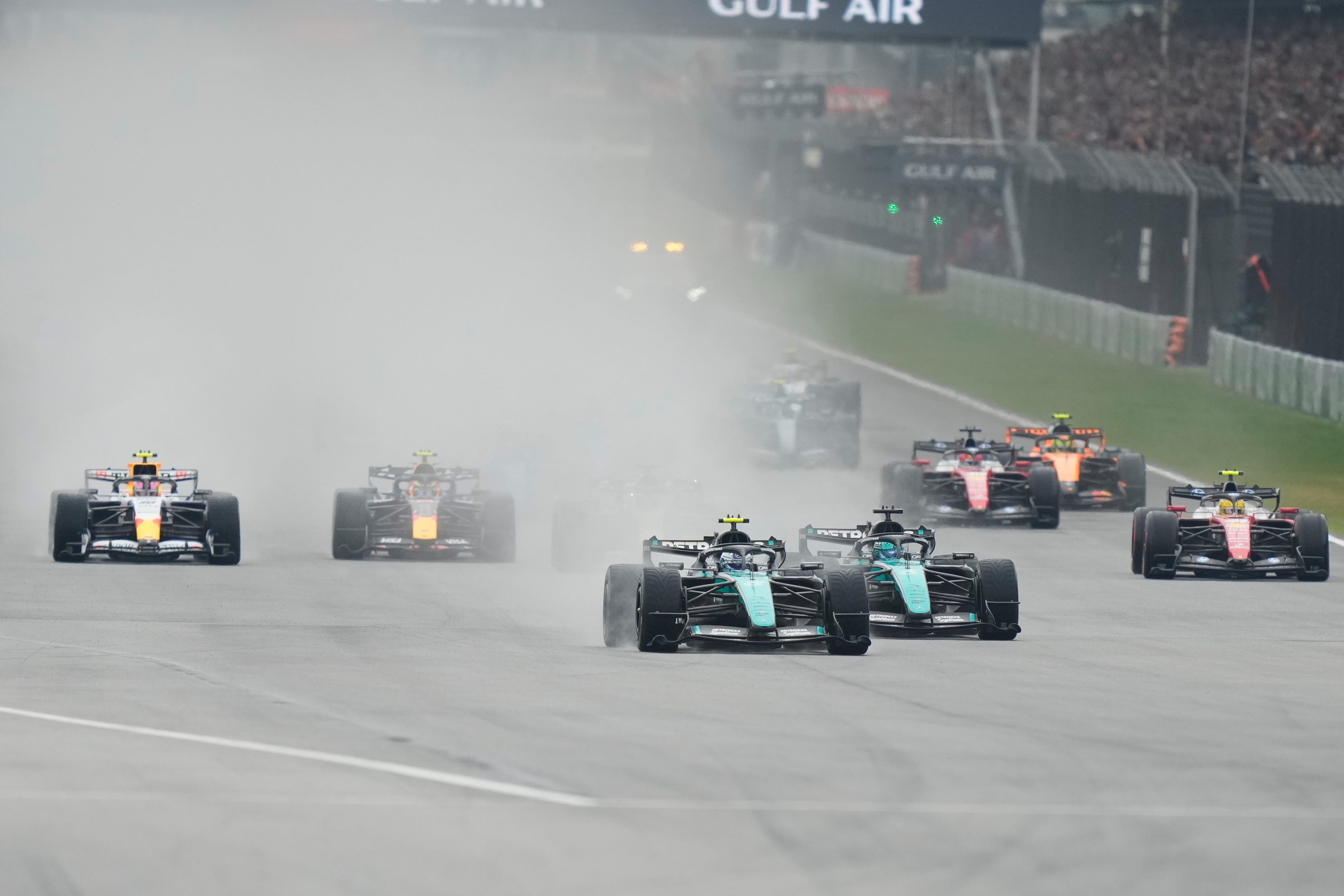 FIA plans full investigation after chaotic start to Bahrain Grand