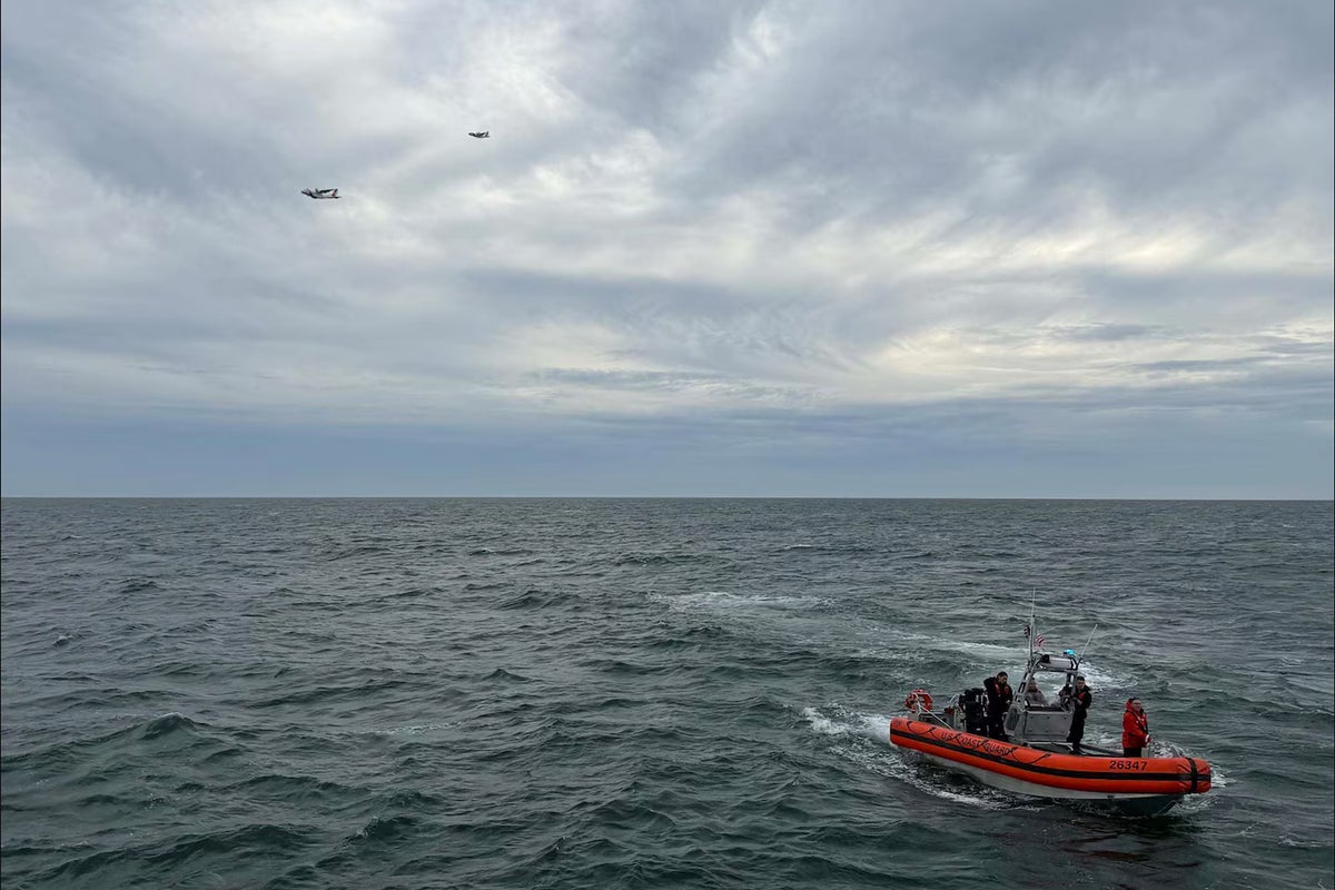 Crews search seabed in desperate hunt for plane that went missing between Bermuda and Boston