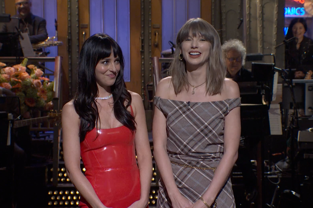 Taylor Swift makes surprise Saturday Night Live cameo with Dakota Johnson