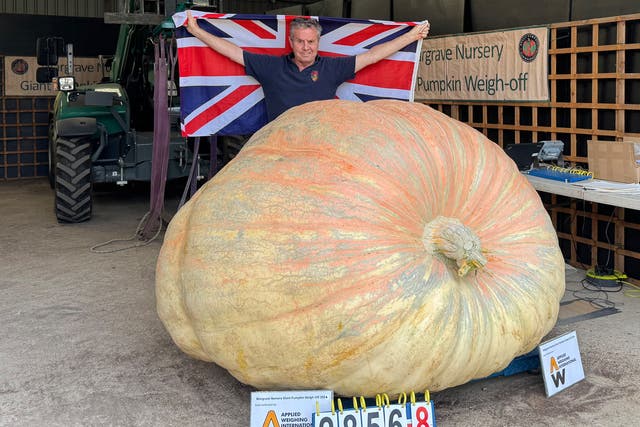 Ian Paton with his word record-breaking pumpkin