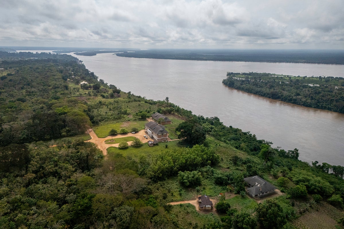 At least 30 dead and dozens missing after boat collision on Congo River