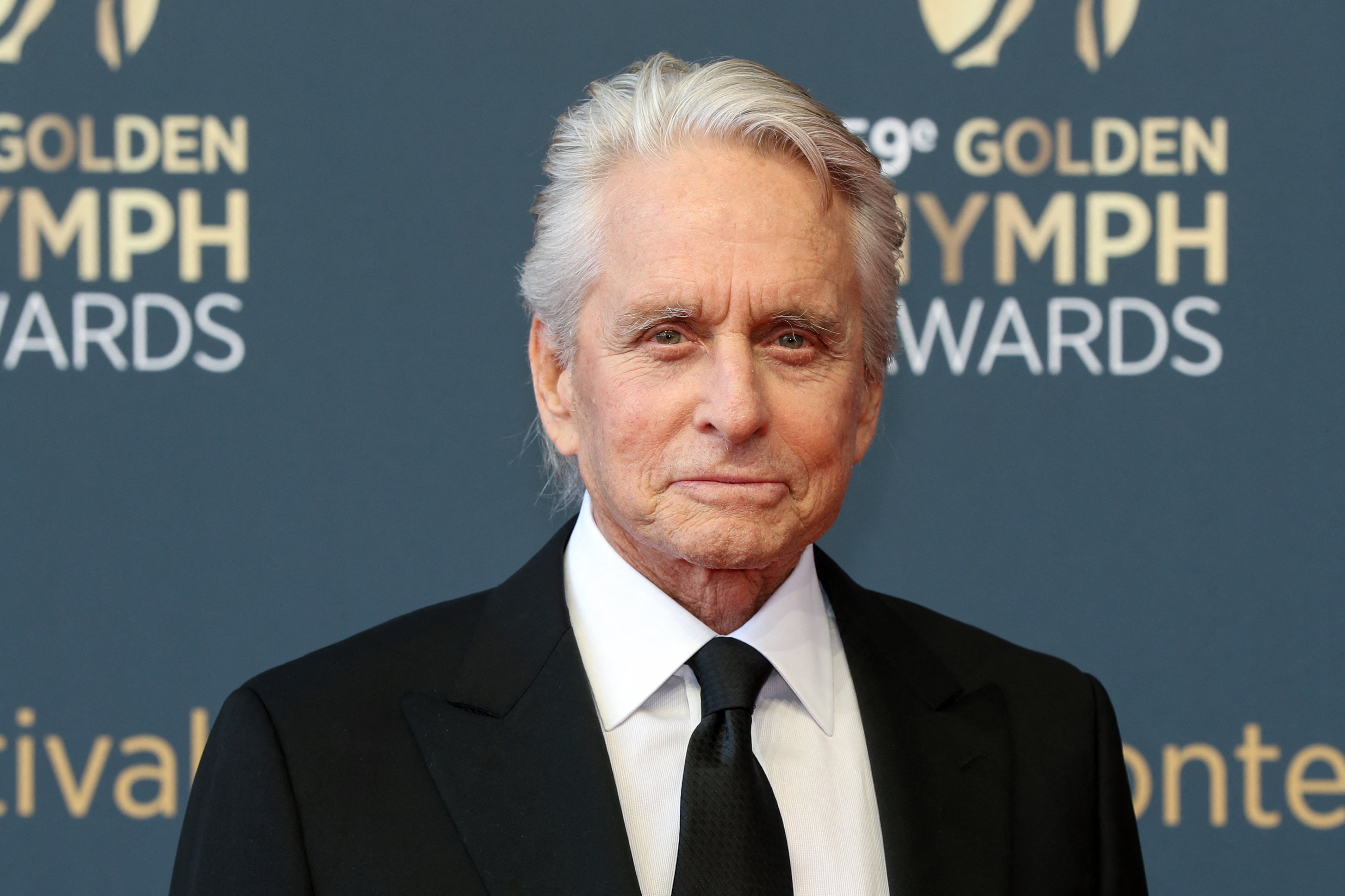 Michael Douglas says he never punched Paul Verhoeven on Basic Instinct set