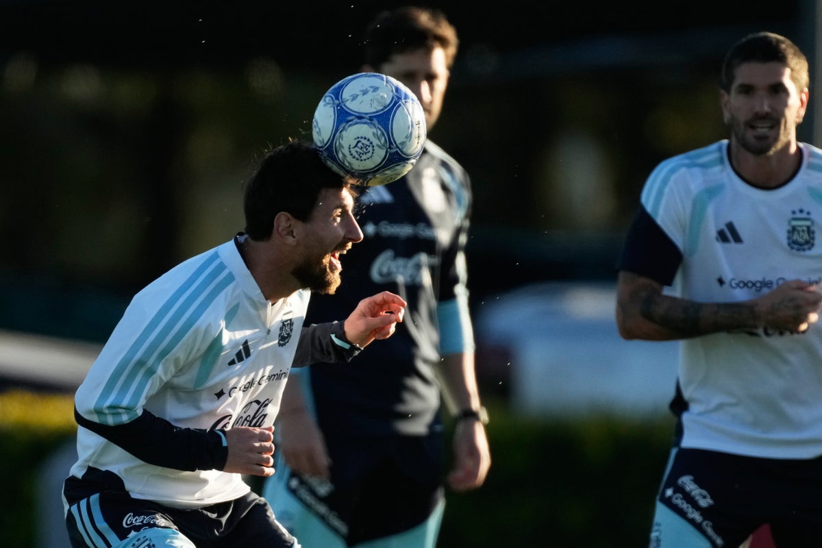 Argentina bids Messi farewell in final national team match, ending an era
