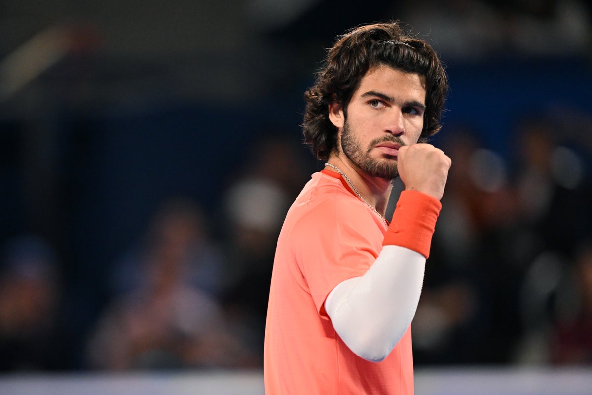 Carlos Alcaraz wins Japan Open after months of wrist injury struggle