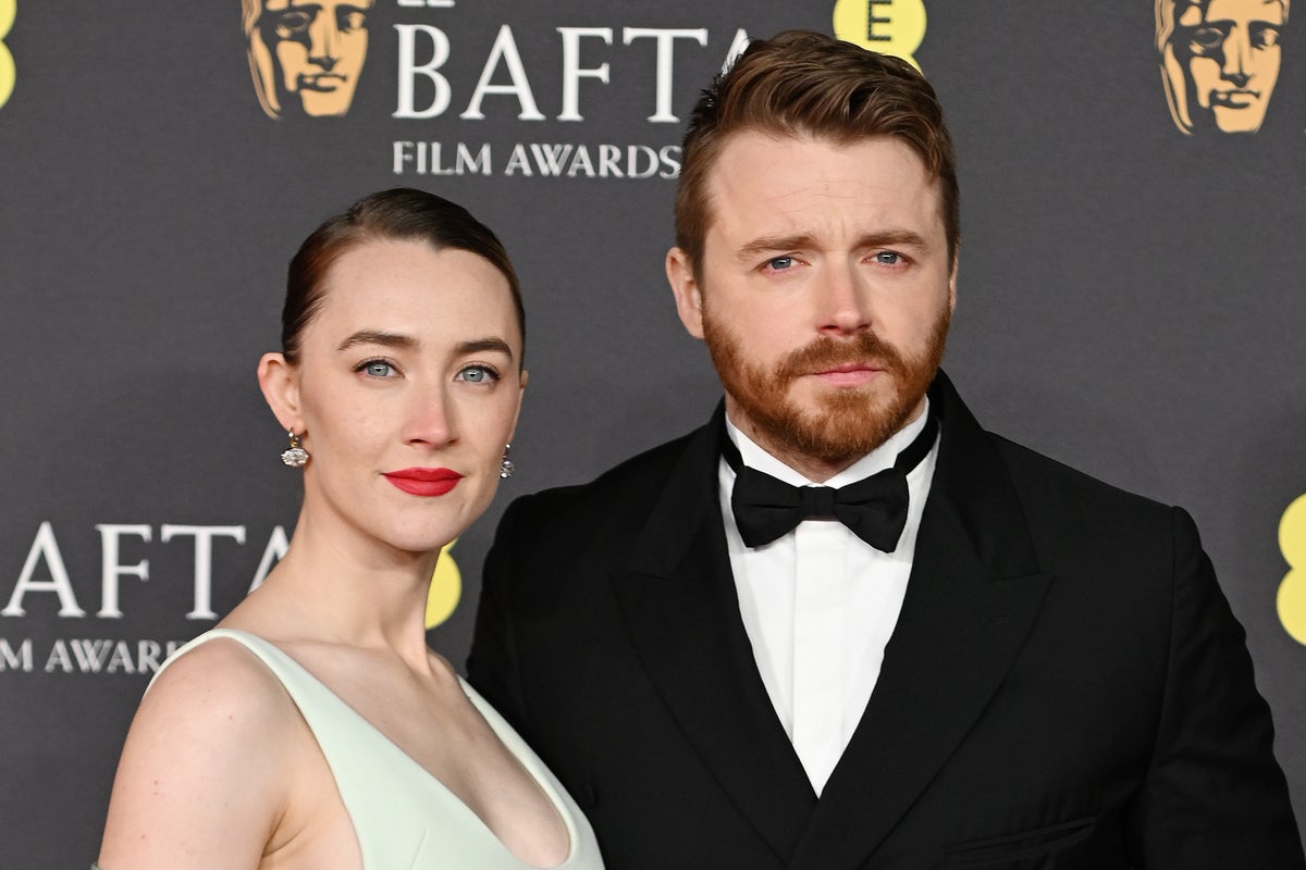 Saoirse Ronan addresses rumors about husband Jack Lowden becoming next James Bond