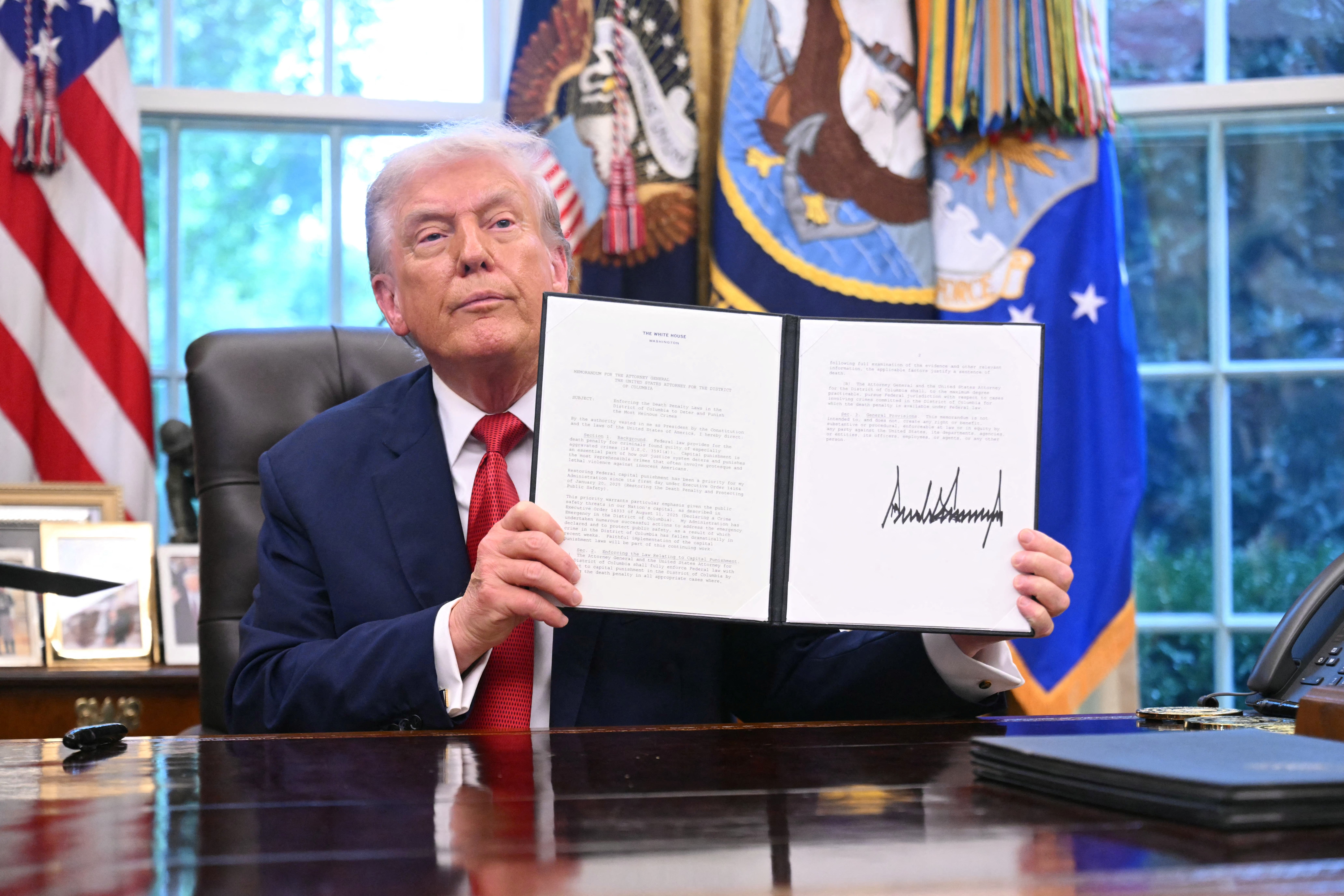 Donald Trump has approved the military’s execution by firing squad of Nidal Hasan for the 2009 massacre at Fort Hood, marking the first use of the method in a federal case since 1945 and the military’s first execution since the 1960s