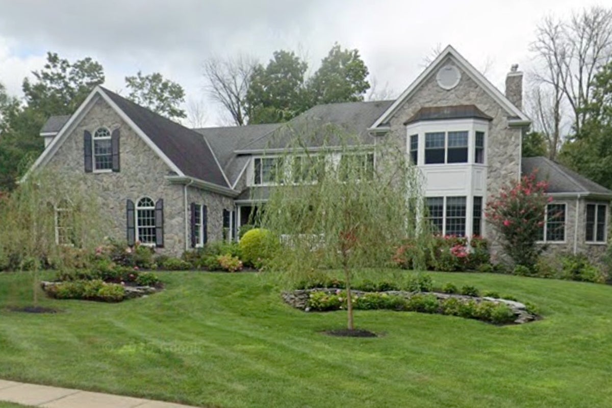 Insurance executive found dead after wife and daughter killed in New Jersey home