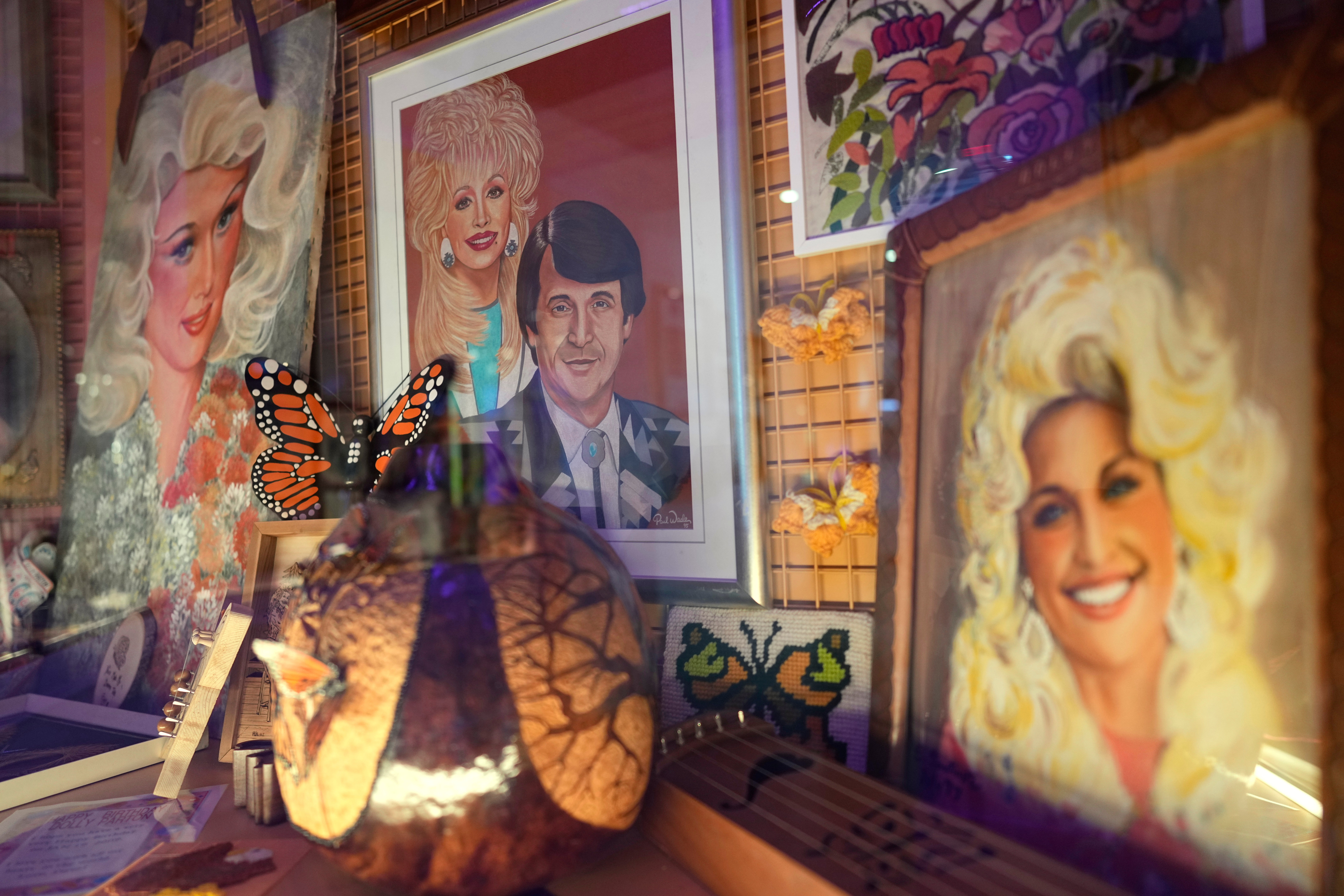 Dolly Parton Hotel Museum