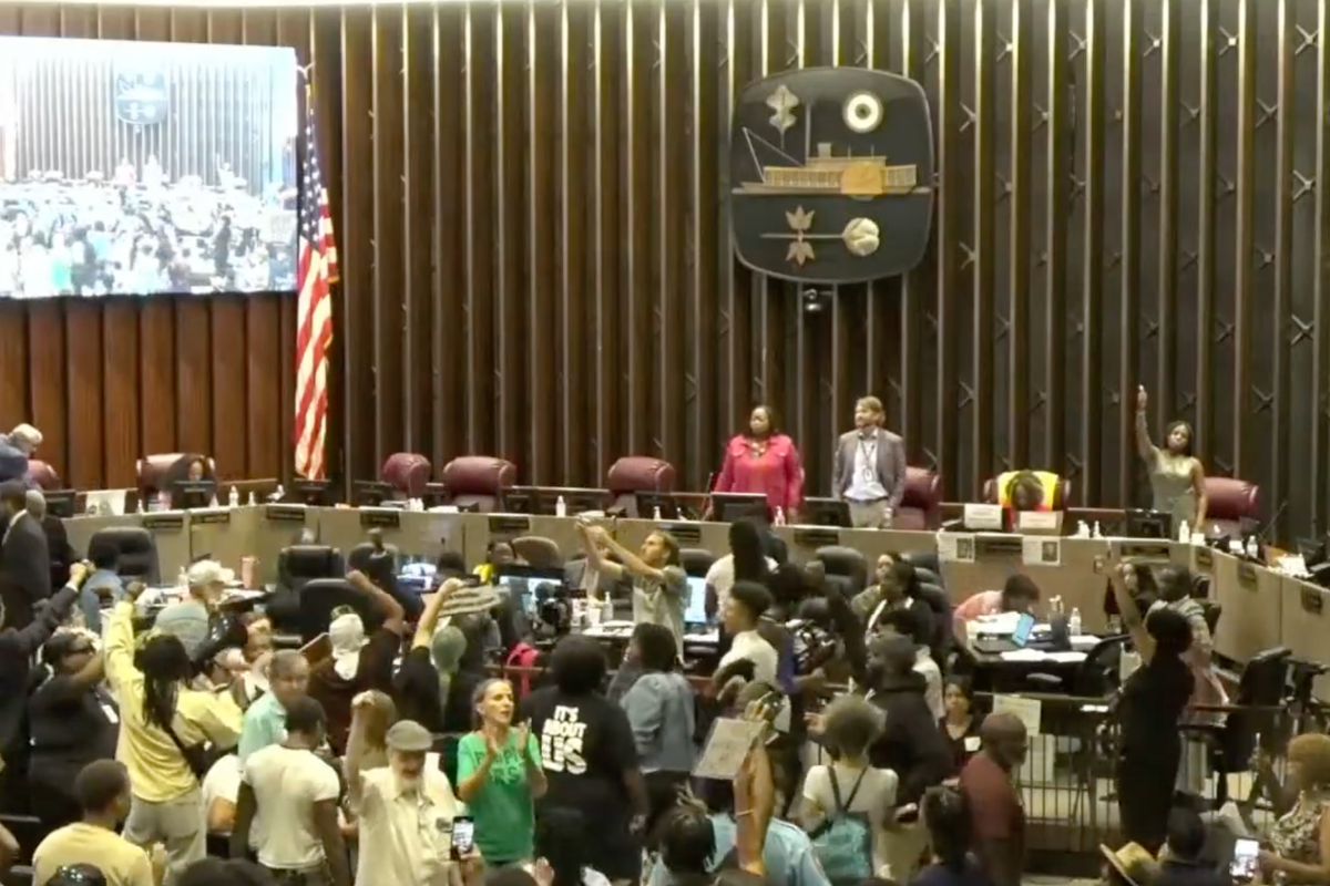 Chaos at city council meeting after vote postponed over data center pause