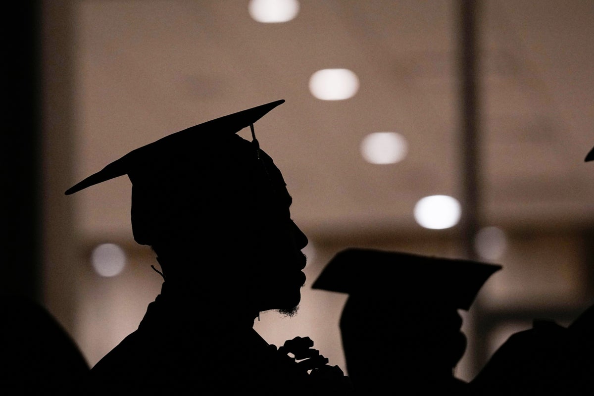 EEUU propone tarifa de 70.000 dólares para estudiantes internacionales en prácticas