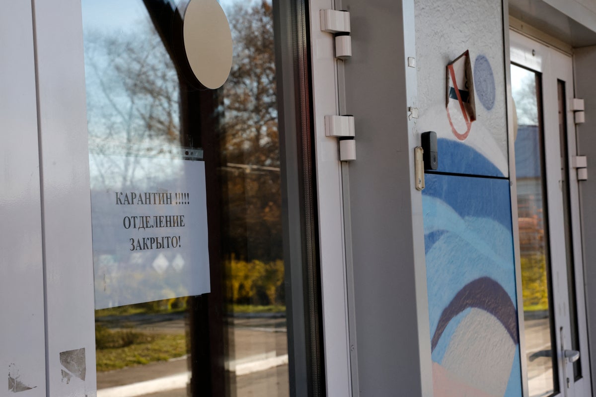 WHO says no plague case registered after lab worker’s death in Russia