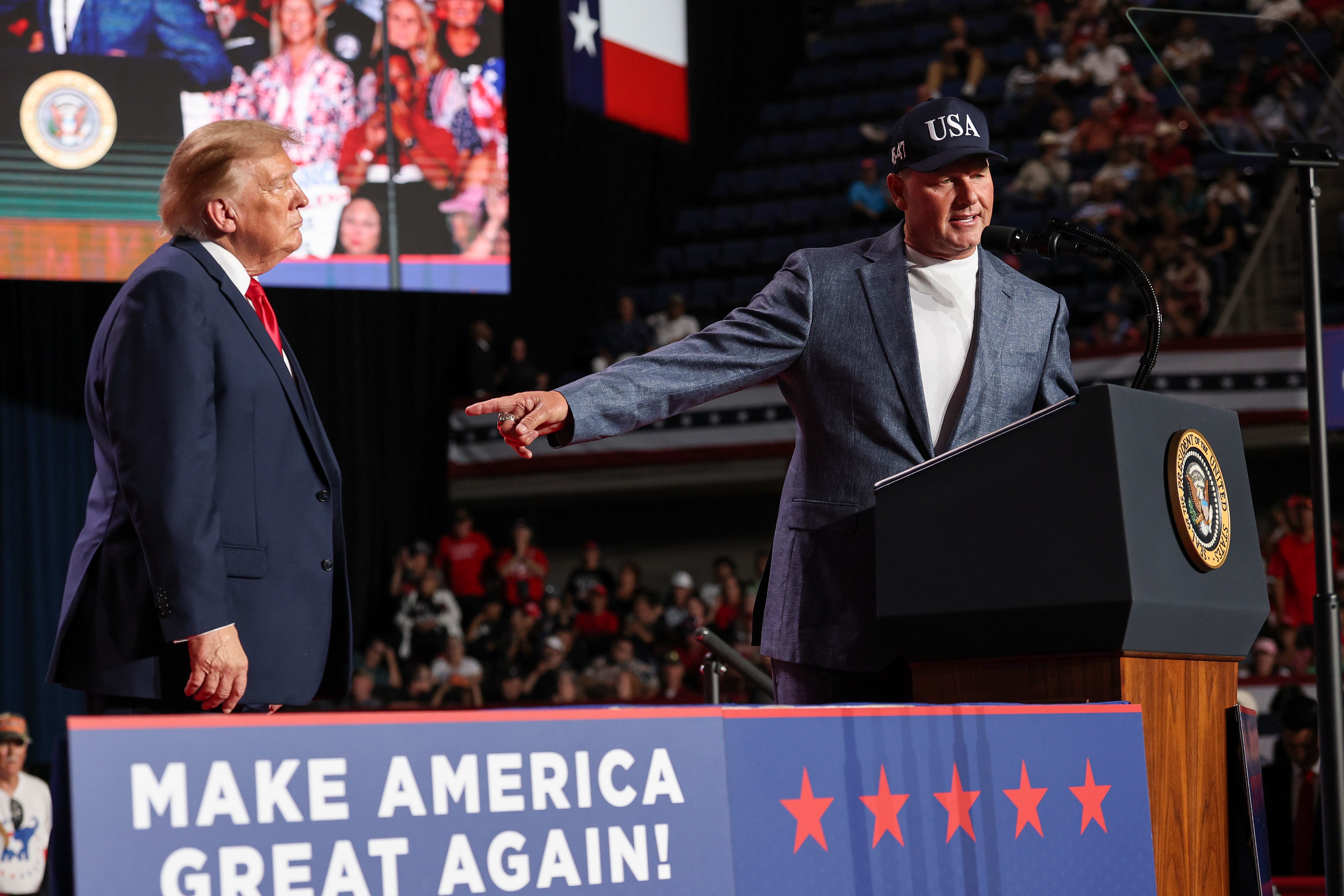 ‘This supersedes anything that obviously I've done in my playing career,’ Clemens told Trump’s supporters when he took the stage at a rally in Texas