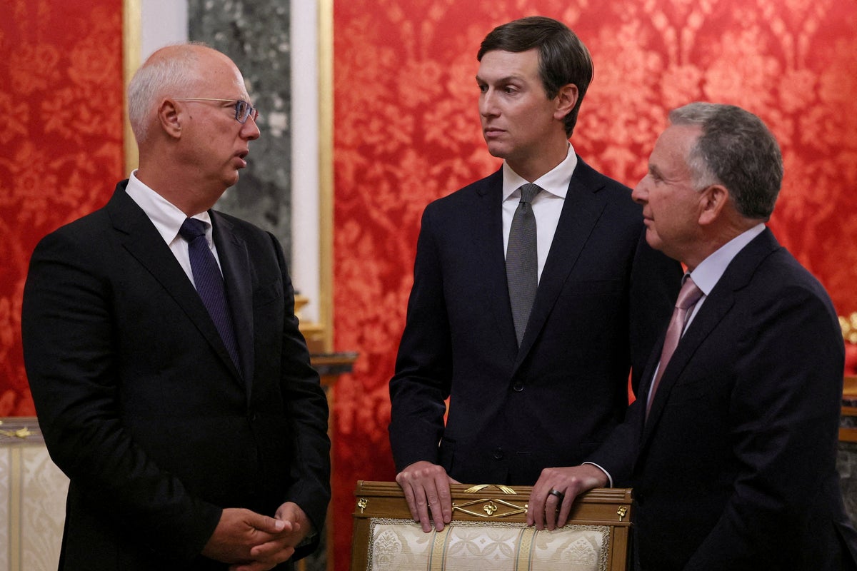 Cross-party senators urge Trump to cancel Russia diesel deal