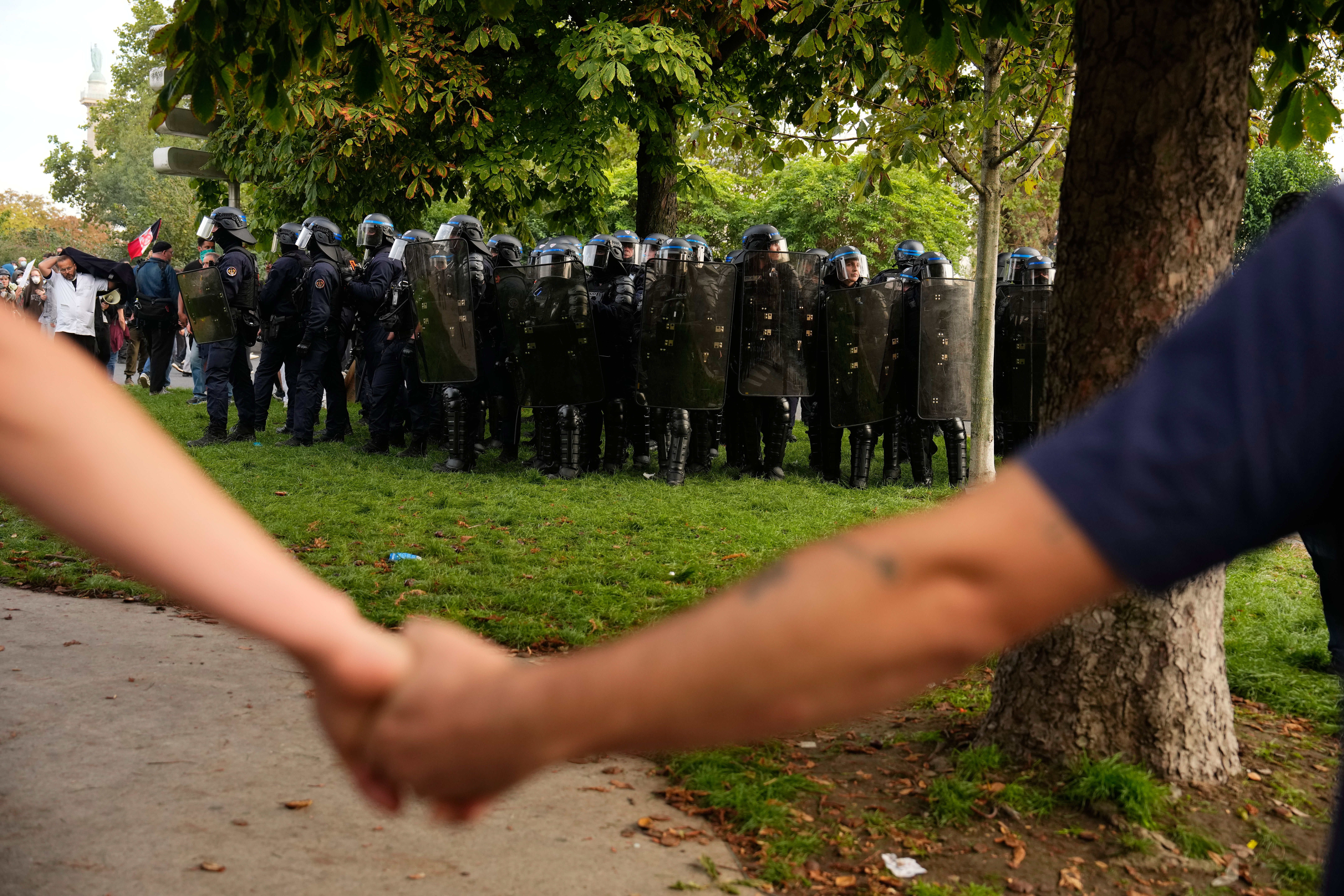 REP-GEN FRANCIA-PROTESTAS ESTUDIANTILES-POLICÍA