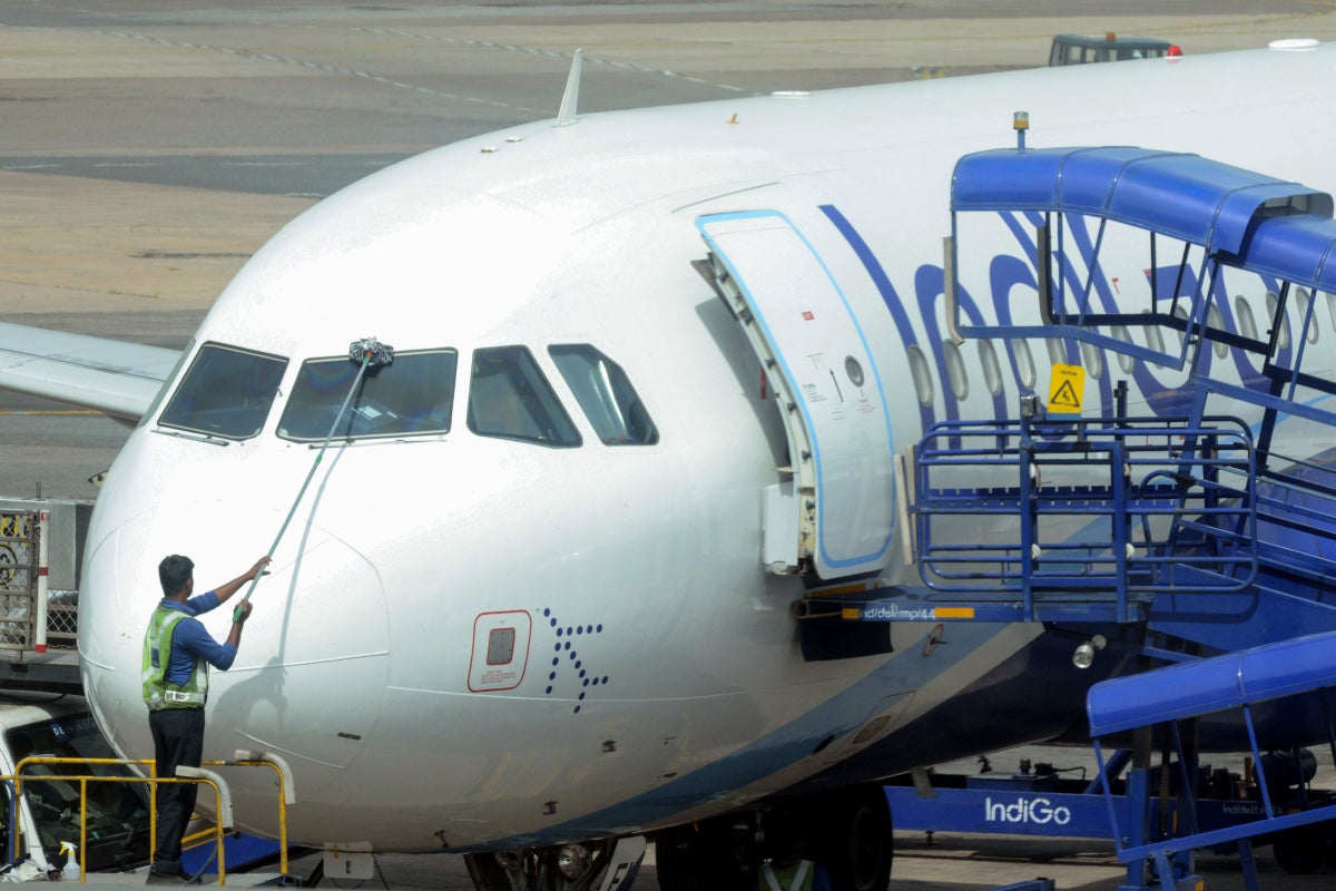 Passengers panic in mid-air as power bank catches fire during IndiGo flight