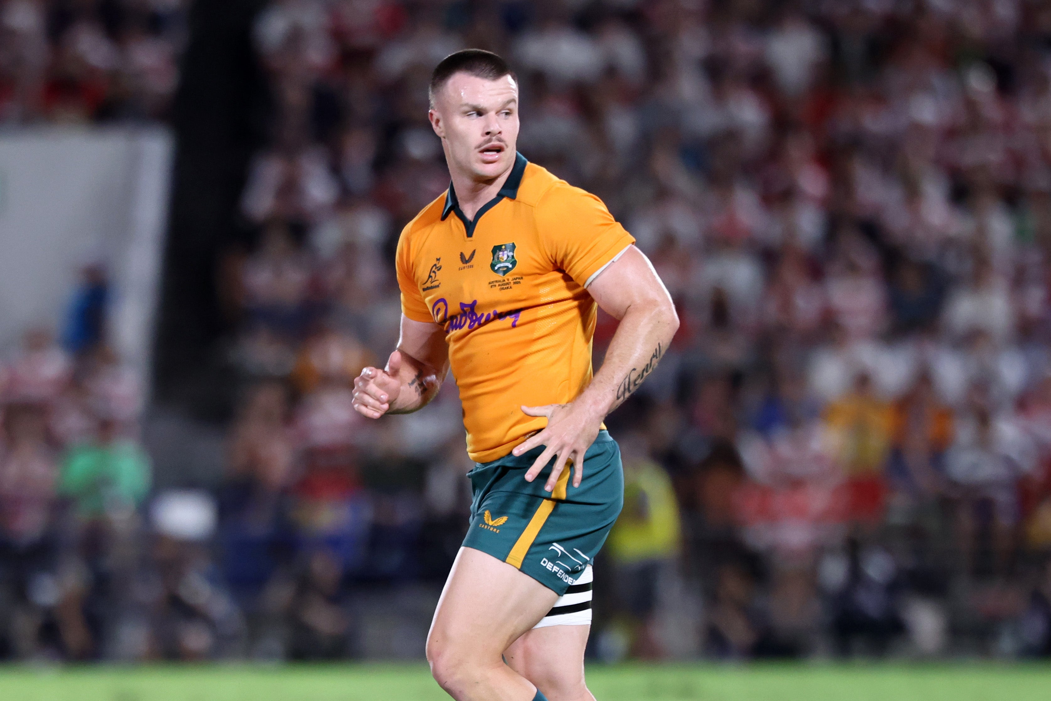Isaac Henry comes into the starting Wallabies side