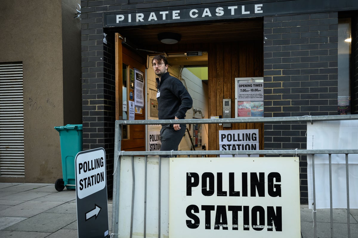 What time is the Holborn and St Pancras by-election announced and is there an exit poll?