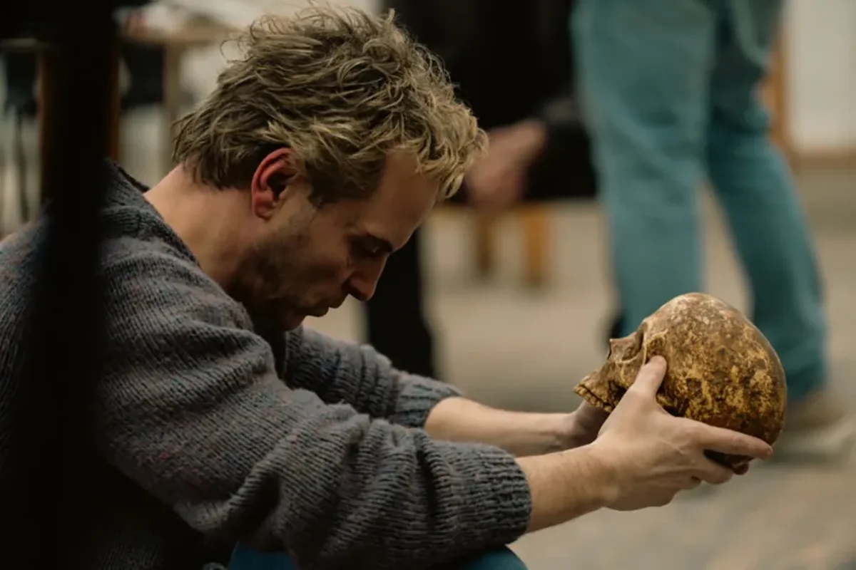 Oscar-worthy and ‘as real and raw as can be’: Critics react to ...