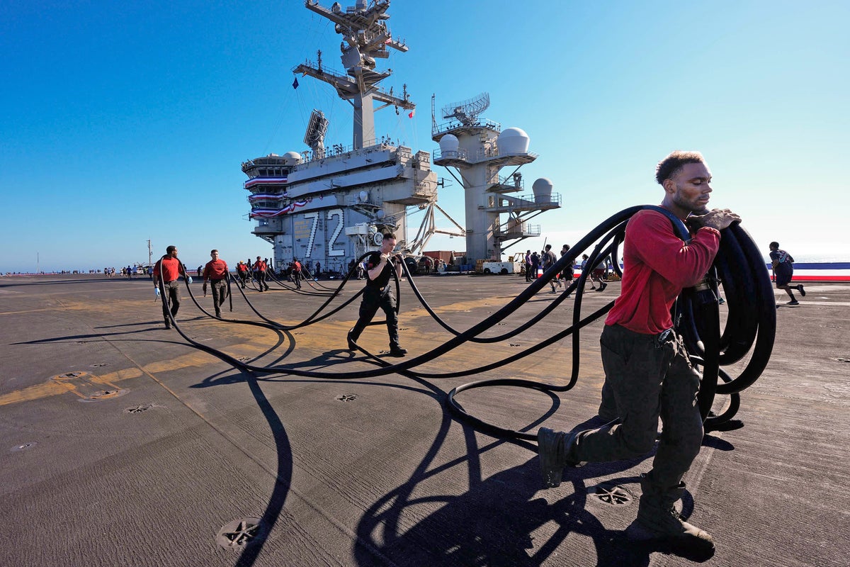 USS Abraham Lincoln returns to San Diego after record deployment