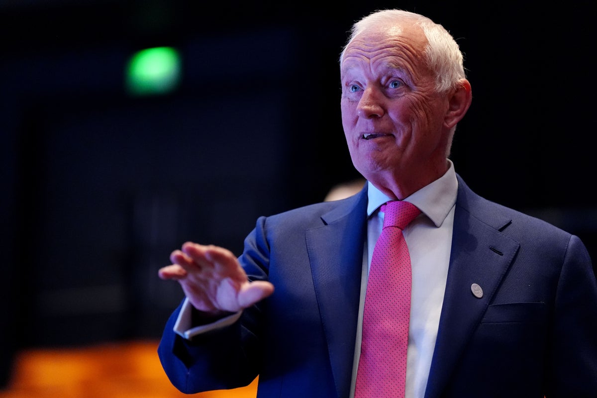 Barry Hearn praises son Eddie for ensuring Fury v Joshua fight happens in the UK