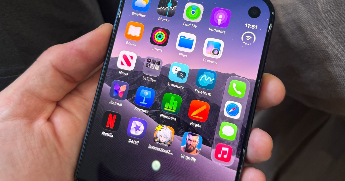 iPhone Duo $1,999 Launch Drives Premium Accessory Boom | Seller Opportunity