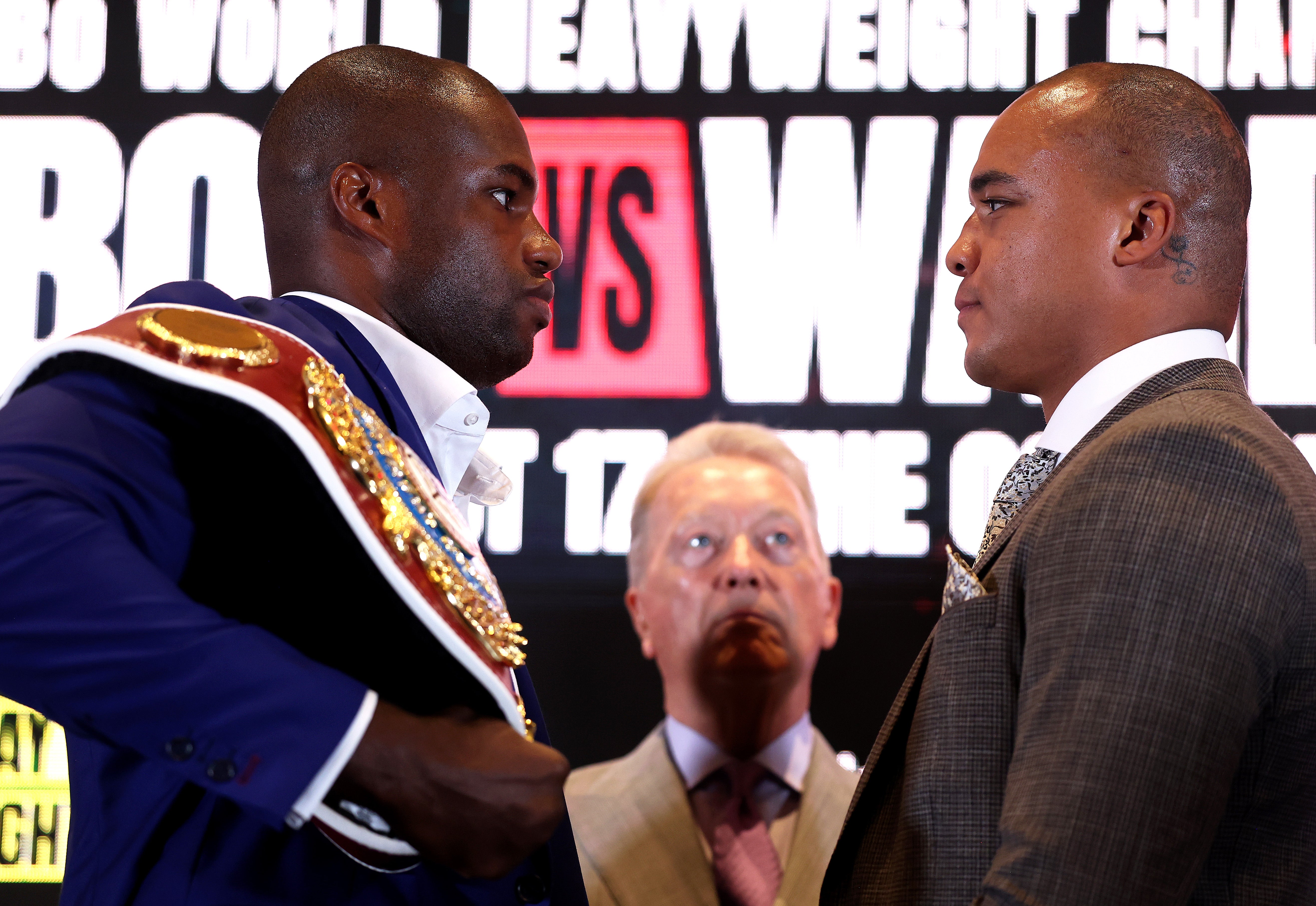 Wardley (right) will go to war with WBO world heavyweight champion Dubois (left) again this Saturday