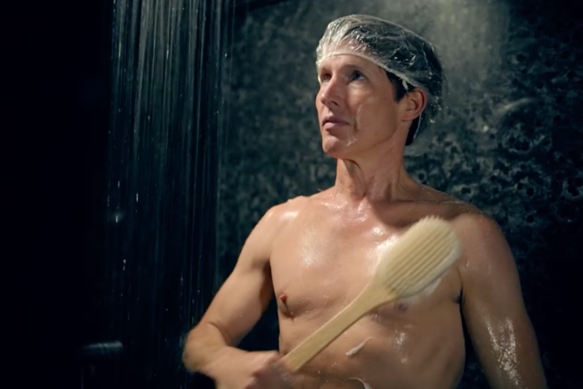 Goodbye My Lather? Celebrity Traitors fans crack up over James Blunt shower scene