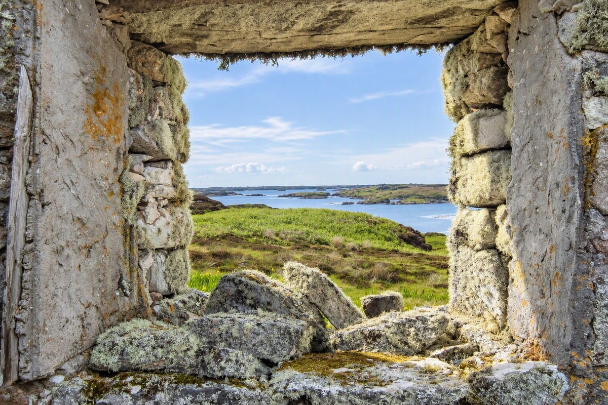 Entire island that once sheltered Scotland’s Bonnie Prince Charlie goes on sale