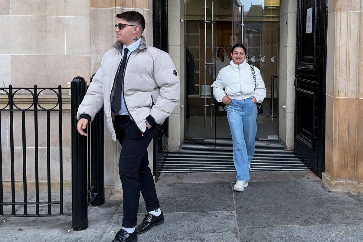 Bulgarian siblings sentenced for assaulting girls in Dundee