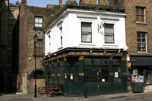 The Horseshoe in Clerkenwell is said to be haunted by a hangman’s ghost