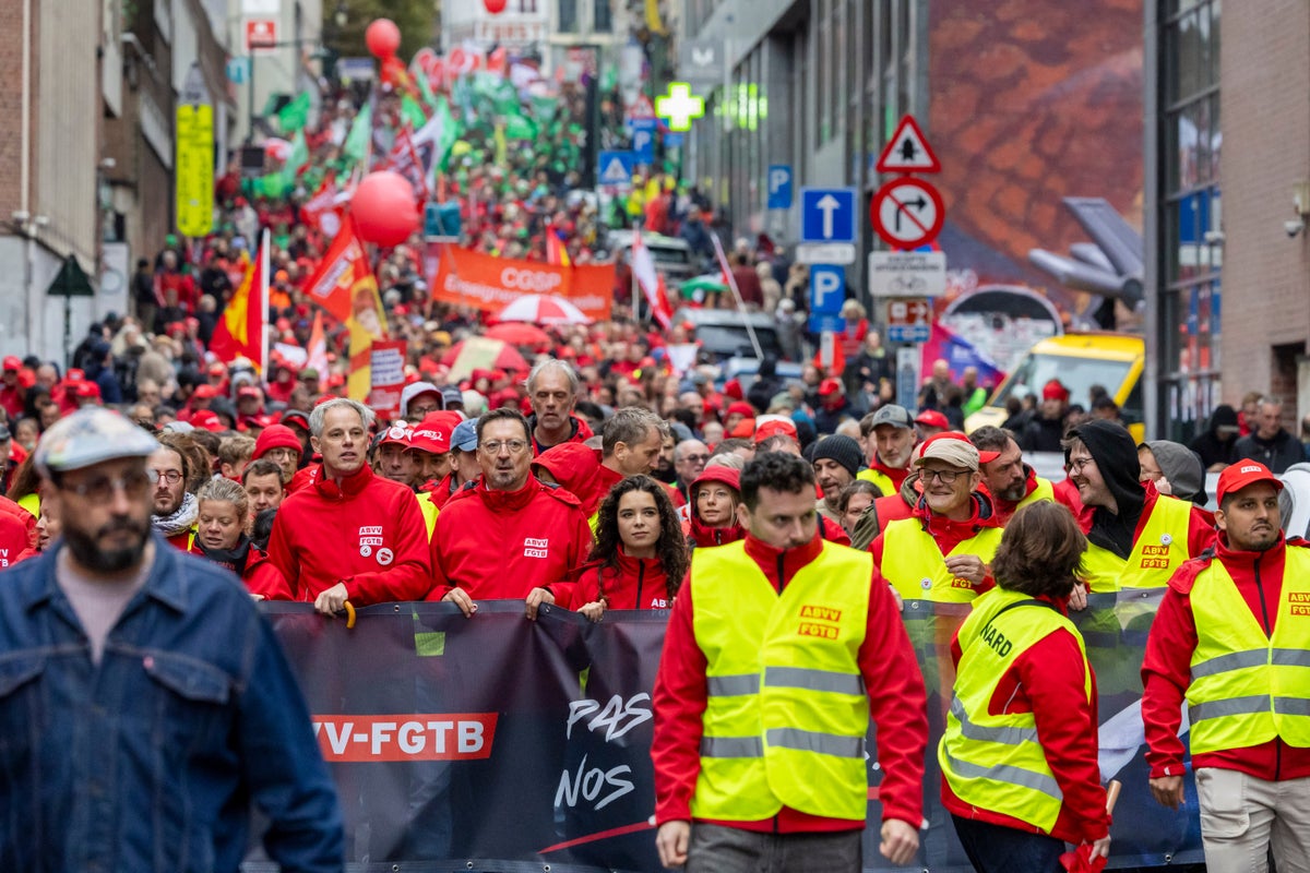 Decenas de miles marchan en Bruselas contra el ajuste y hay más de cien detenidos