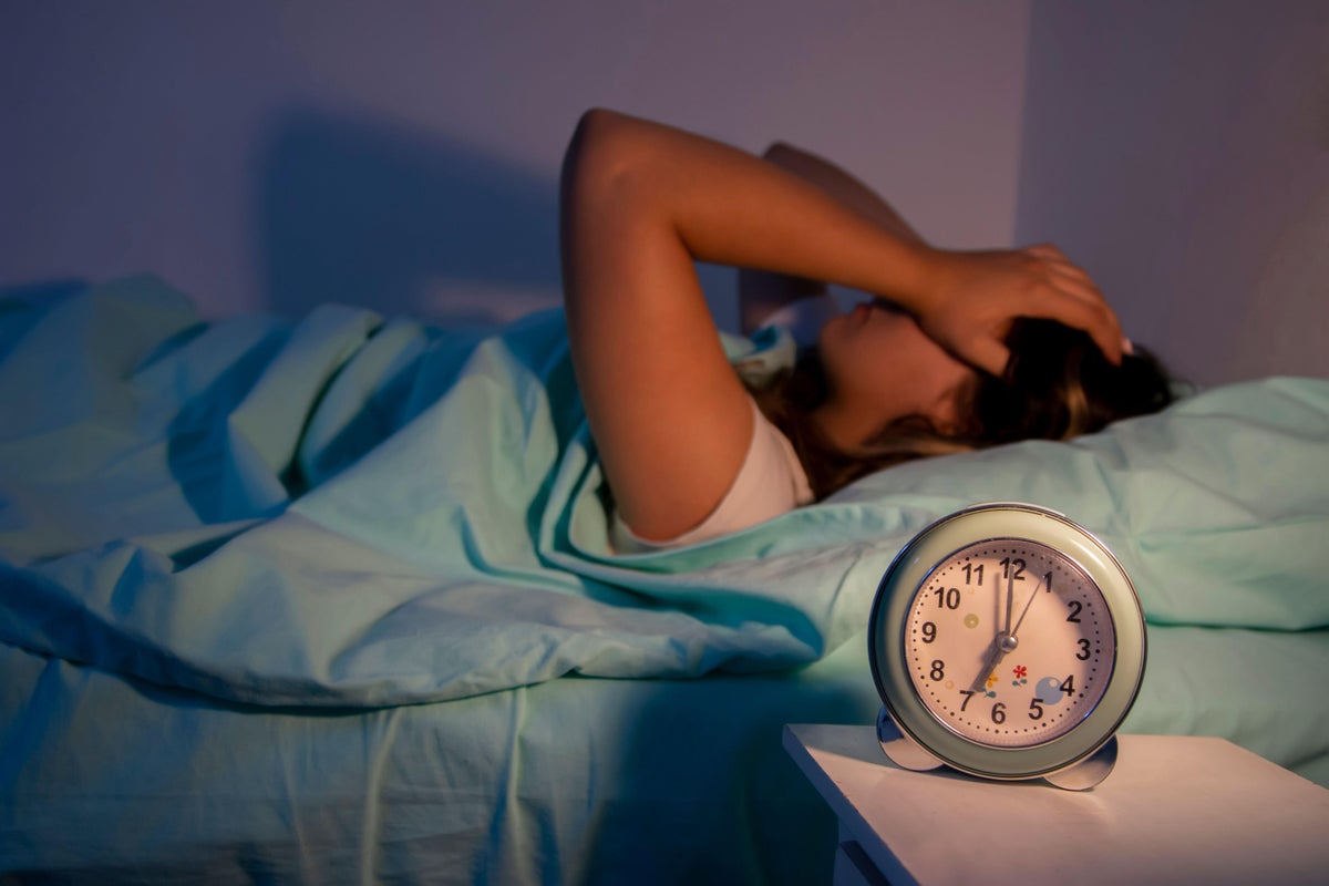 Dark mornings can make it hard to wake up - here are ten tips to make it easier
