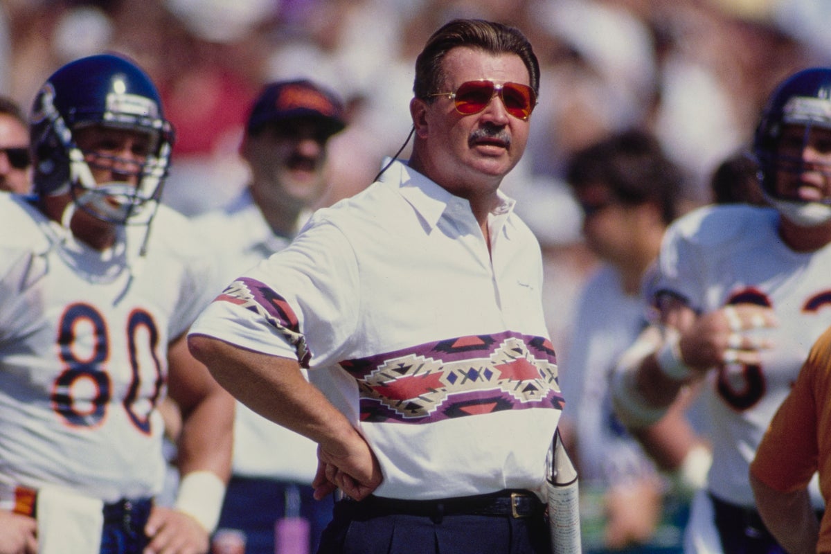 Mike Ditka, legendary NFL tight end and Chicago Bears coach, dies aged 86