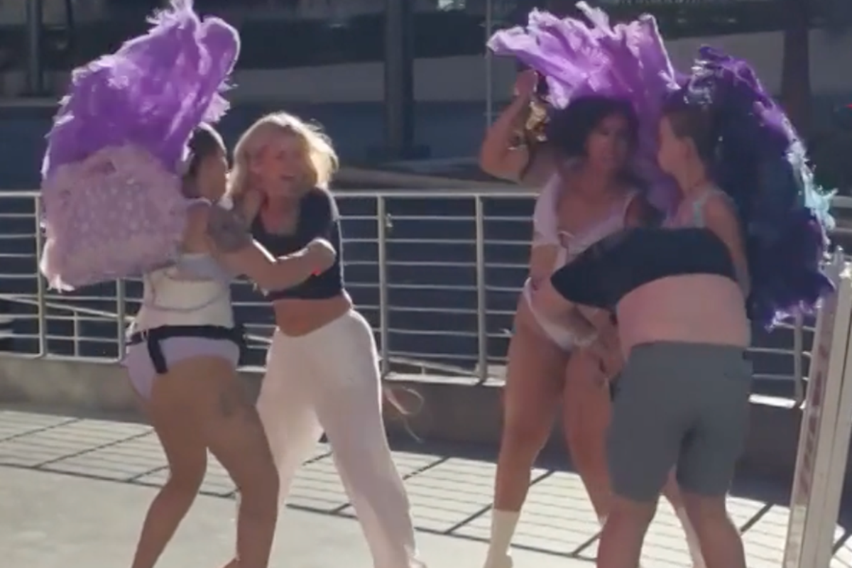 $20 tip leads to massive brawl between Vegas ‘showgirls’ and tourists