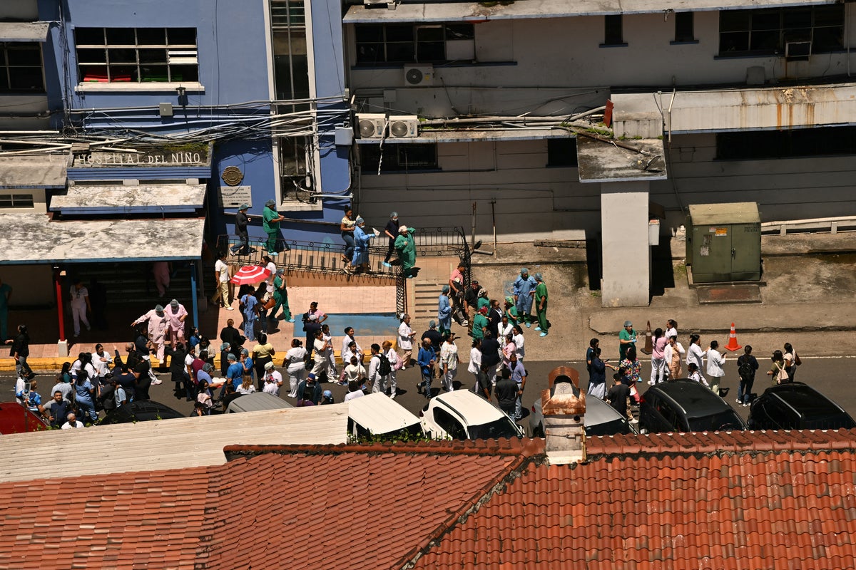 Tsunami warning issued in US after massive 7.7 earthquake strikes Panama