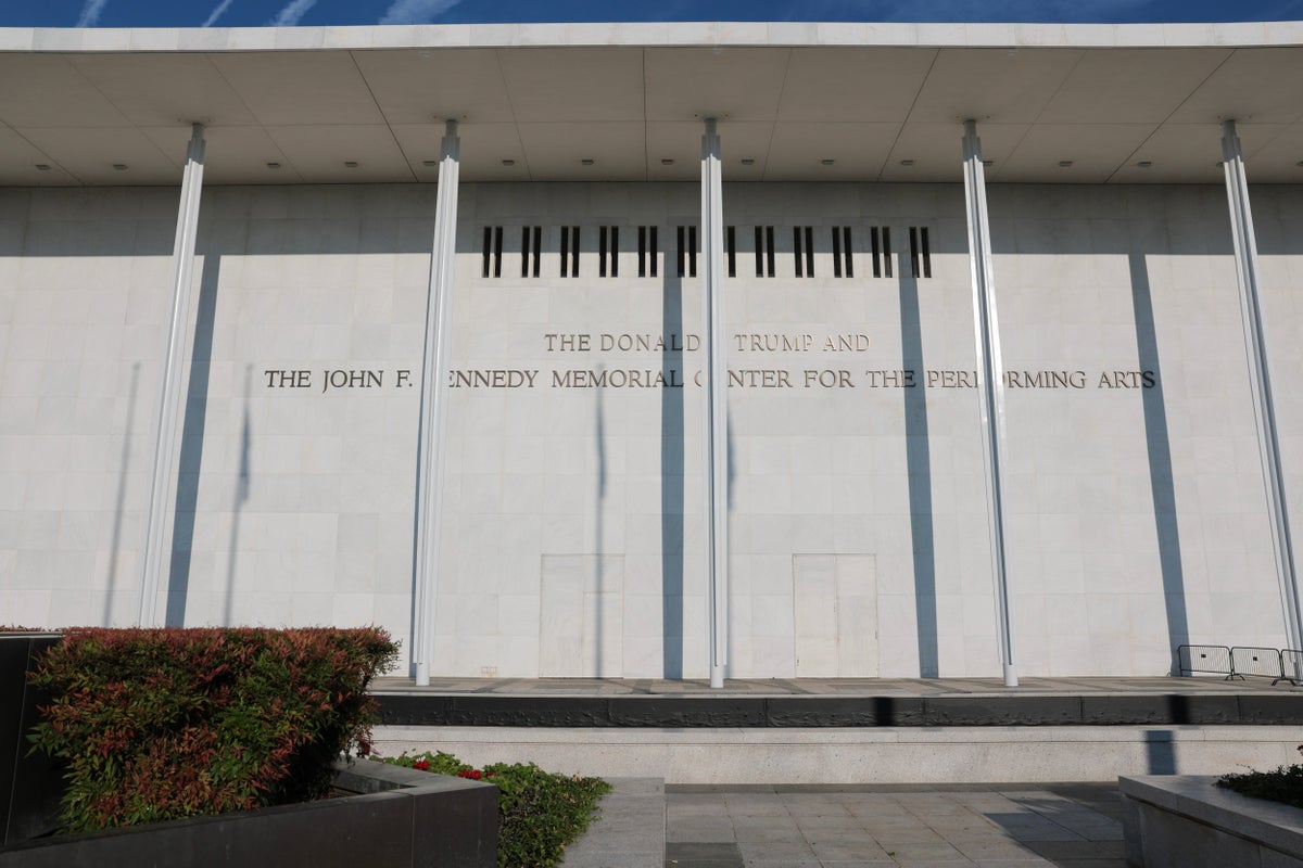 Judge orders to Kennedy Center to turn over financial records