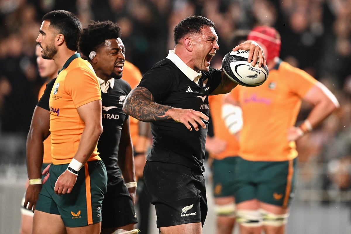 All Blacks produce show of force to extend Eden Park and Bledisloe Cup streaks against Australia
