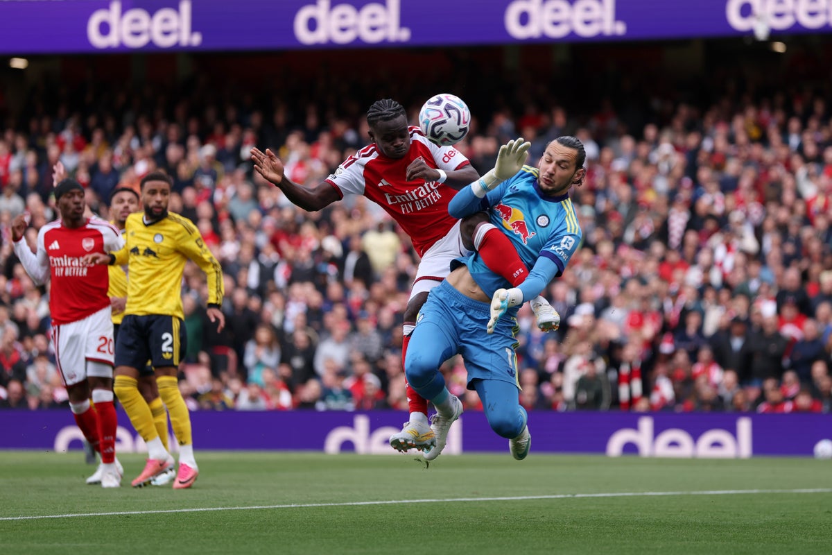 Arsenal v Leeds LIVE: Visitors go close to opener as Premier League returns