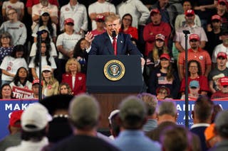 Trump mocks Kamala Harris’ looks as MAGA women guffaw at rambling ...