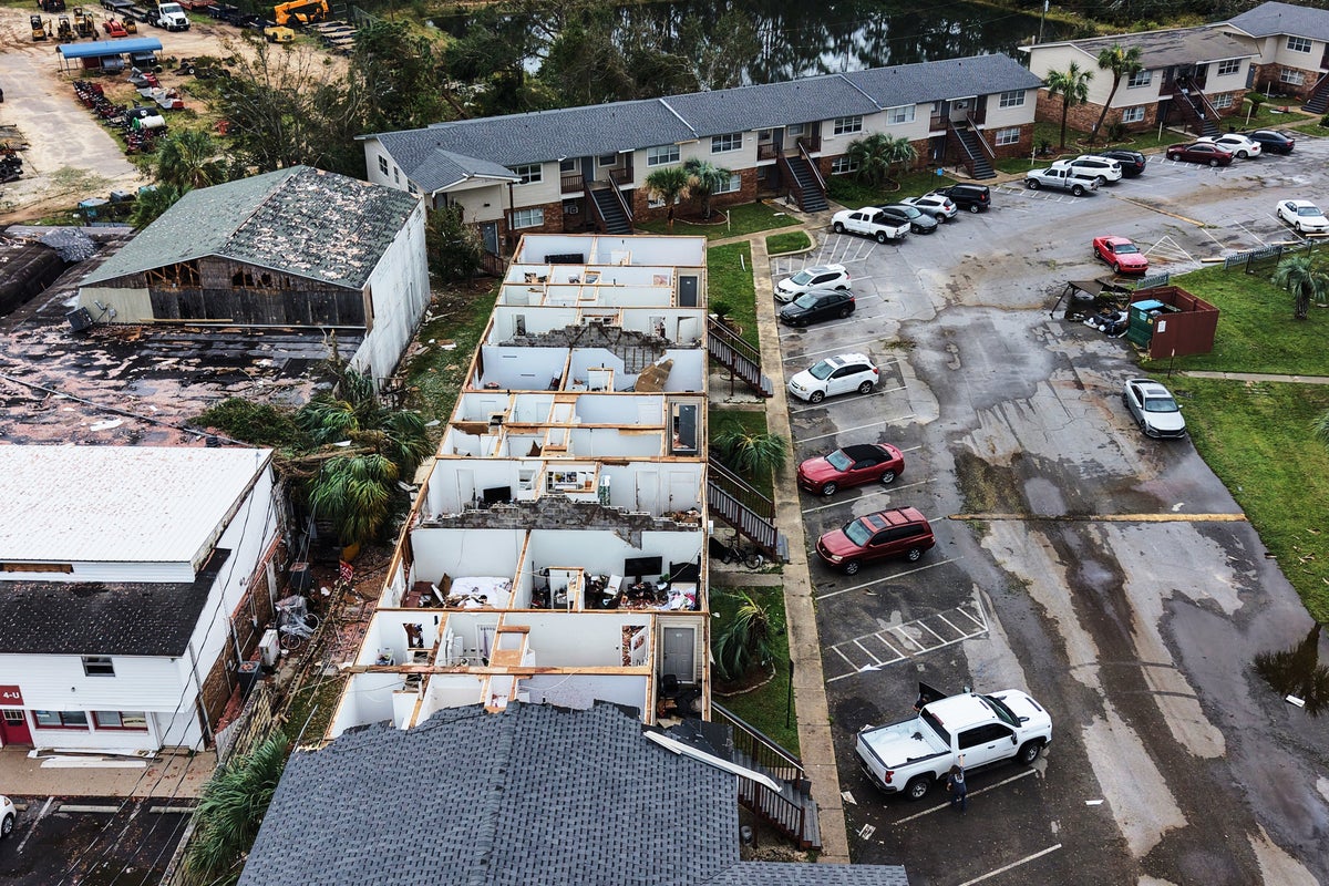 Some in Florida and Alabama without power as Isaias moves north to Appalachians and Mid-Atlantic