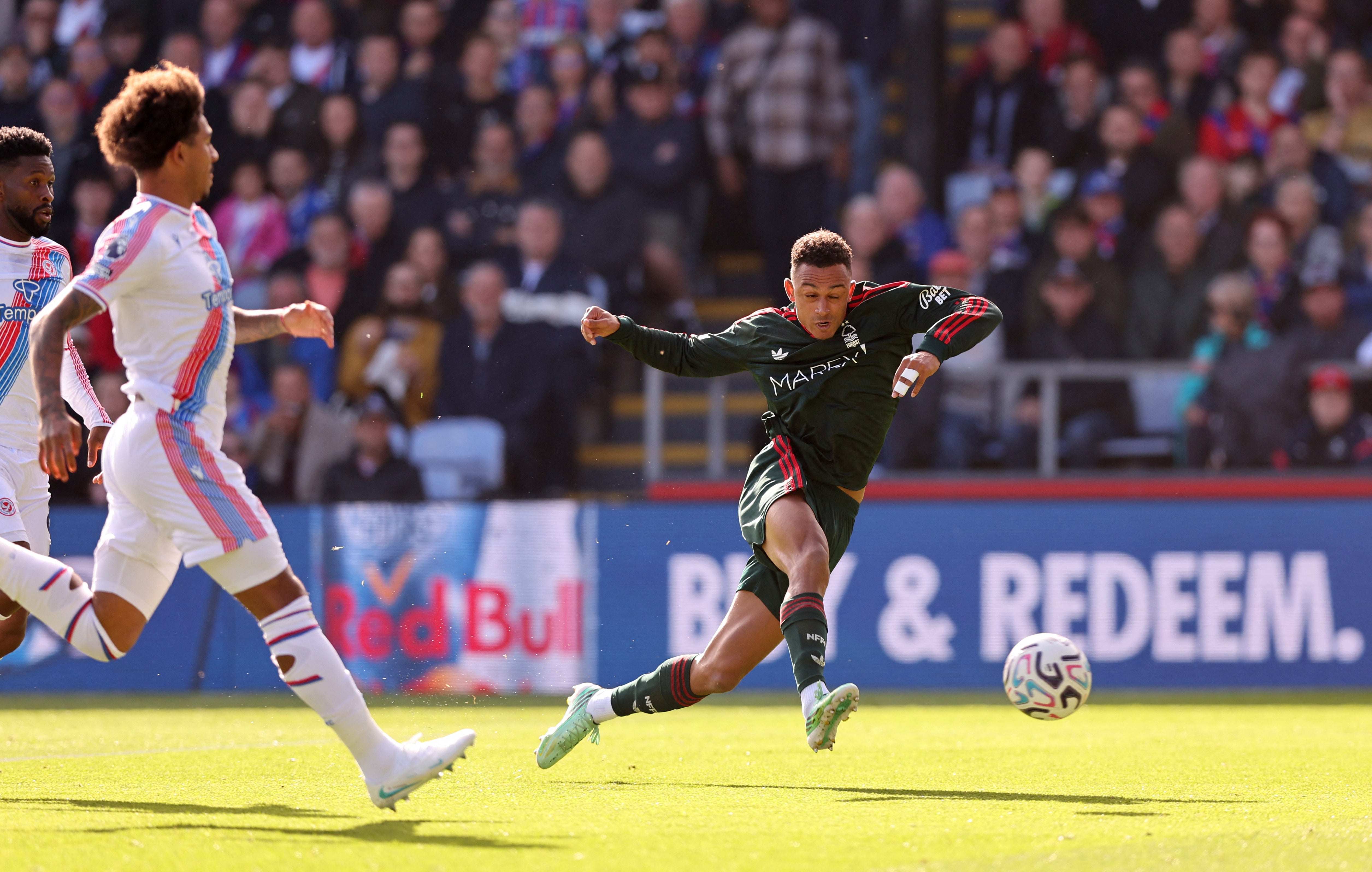 Dan Ndoye opened the scoring for Forest
