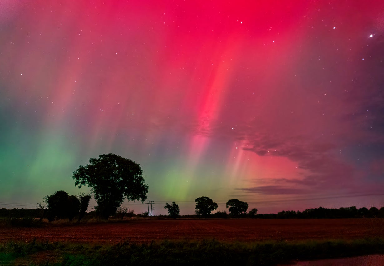 A display of the northern lights near Ipswich, Suffolk. This area is a few miles away from Thorington Street