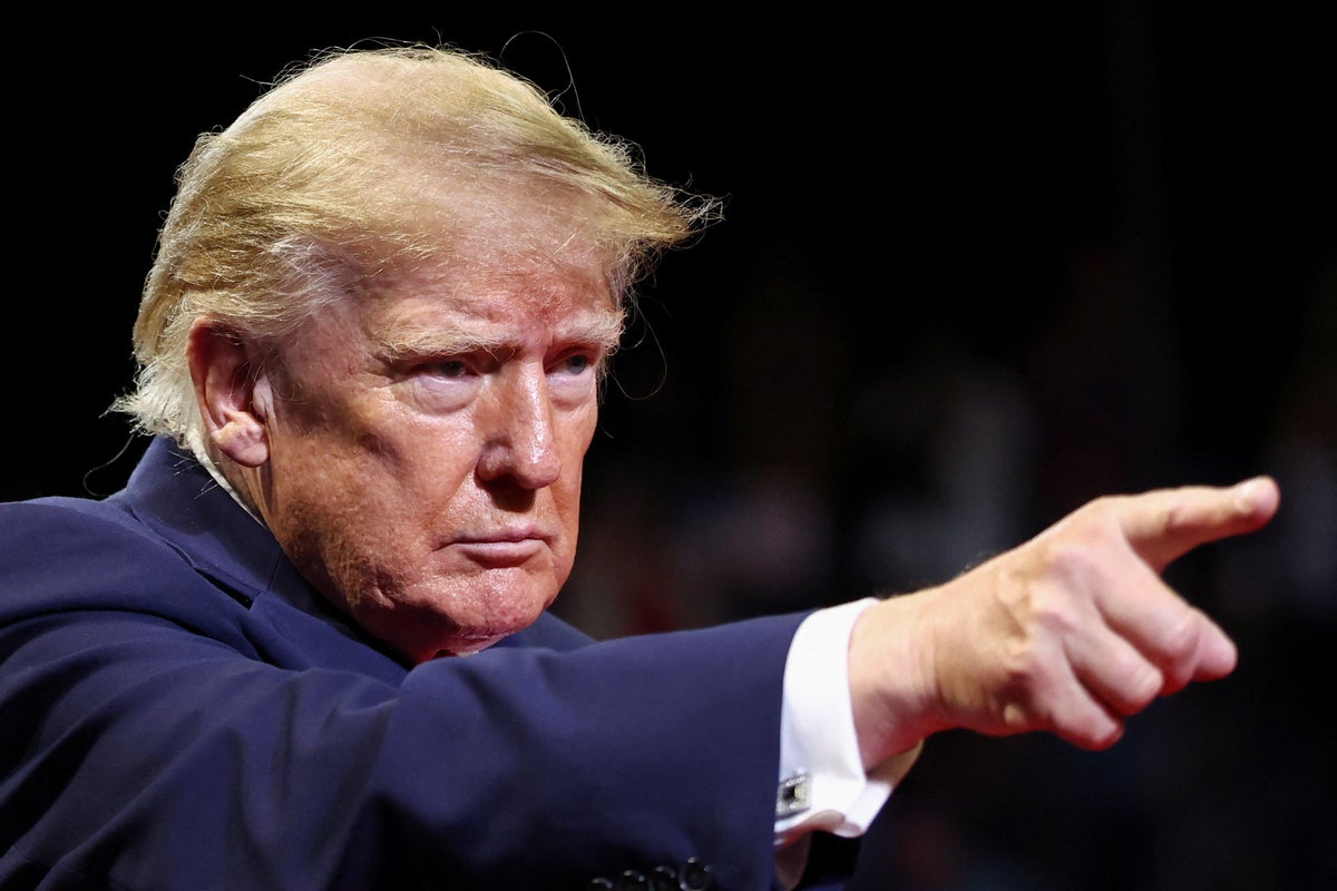 Trump accuses Europe of hypocrisy after diesel deal with Russia
